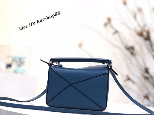 Loewe專櫃經典款2022新顏色迷你女包 羅意威Puzzle系列Mini女款手提肩背包小牛皮幾何包 10173 lyw1373